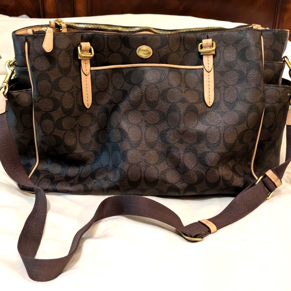 Coach Brown Shoulder Bag with Signature Design